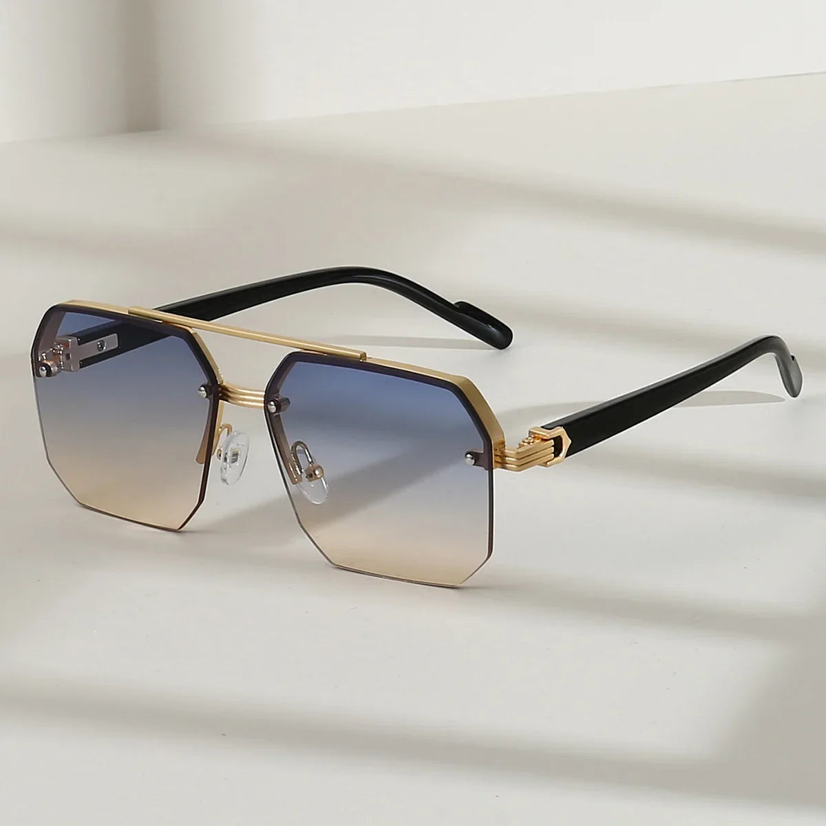 Brackenwood™ | Classic Aviator Metal Frame Sunglasses